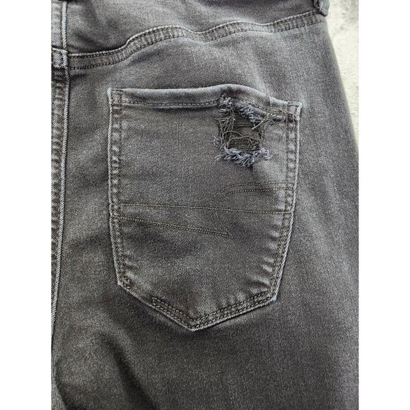 American Eagle Next Level Stretch Curvy Hi-Rise Jegging Size 8 Black Distressed - Picture 5 of 16